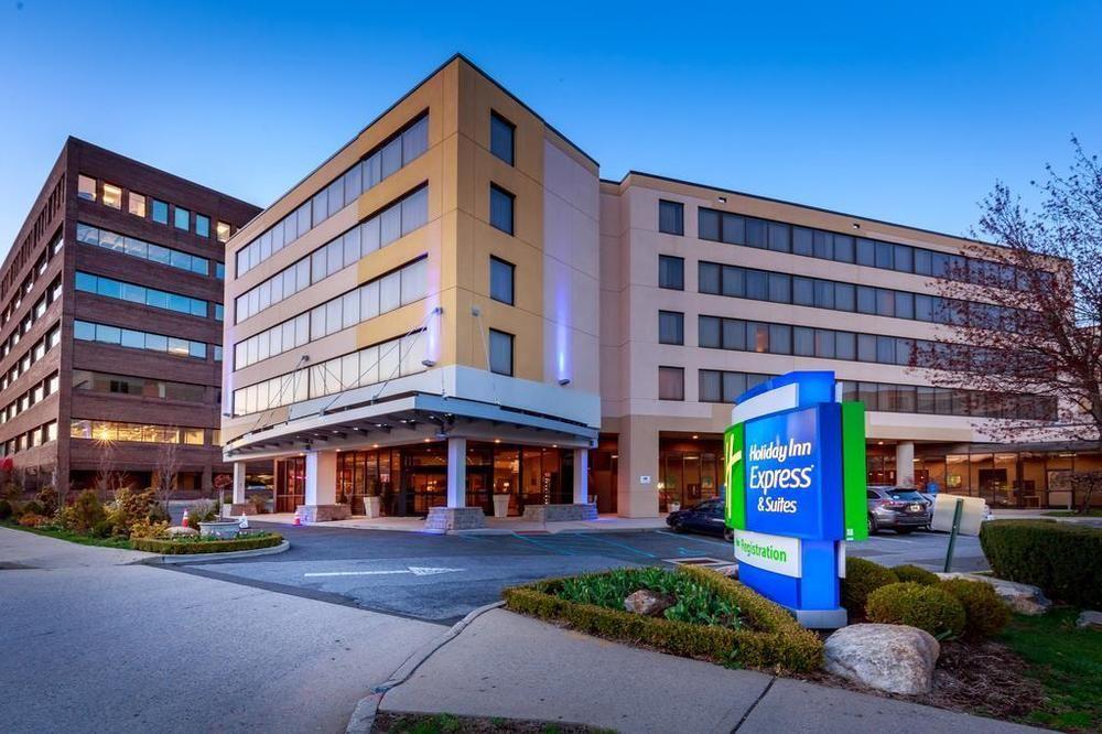 Holiday Inn Express Stamford, An Ihg Hotel Экстерьер фото