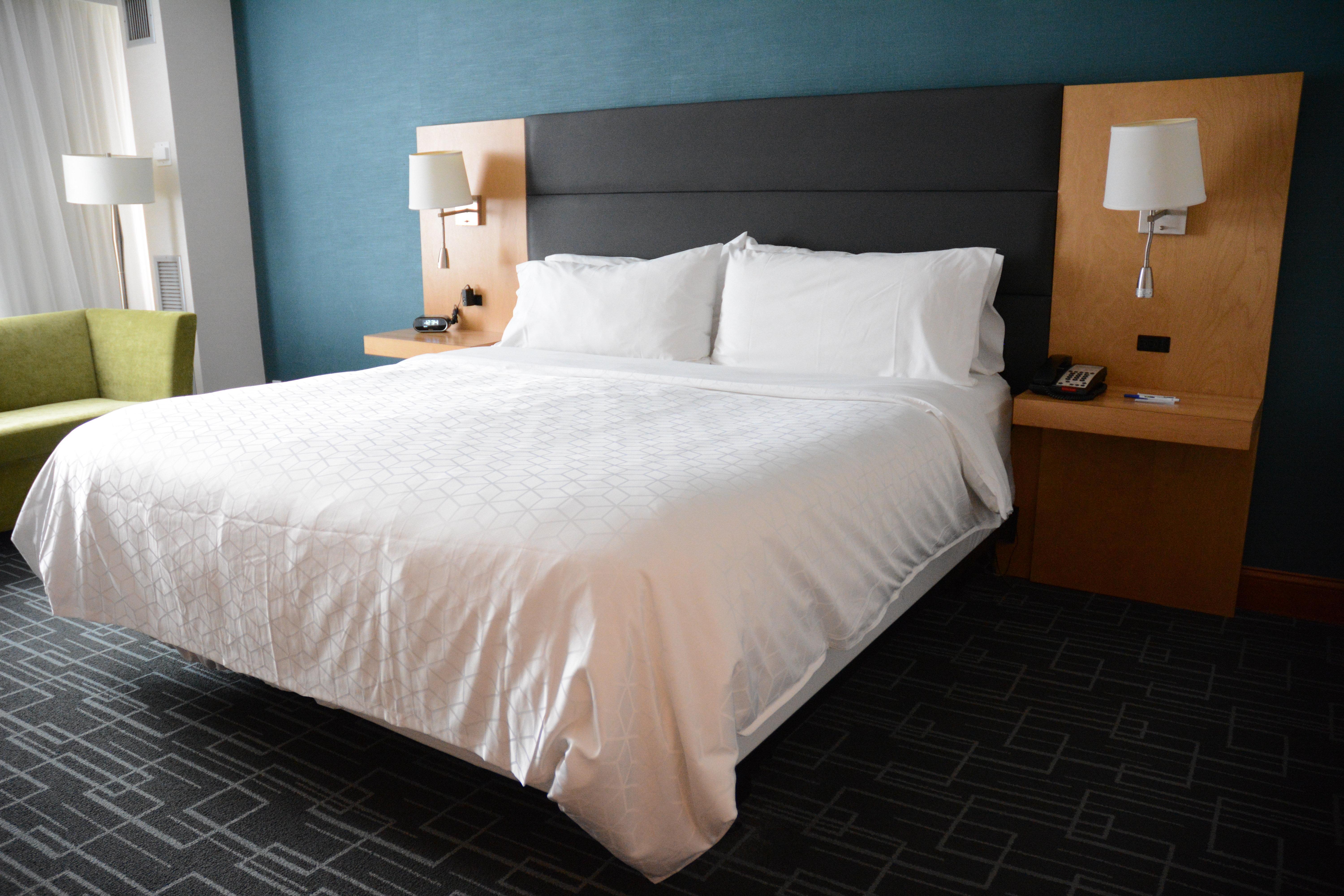 Holiday Inn Express Stamford, An Ihg Hotel Экстерьер фото